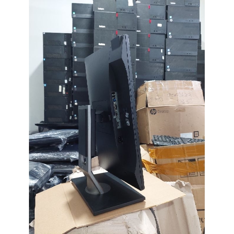 MONITOR LED DELL 22 INCHI WIDE FULL HD BERGARANSI