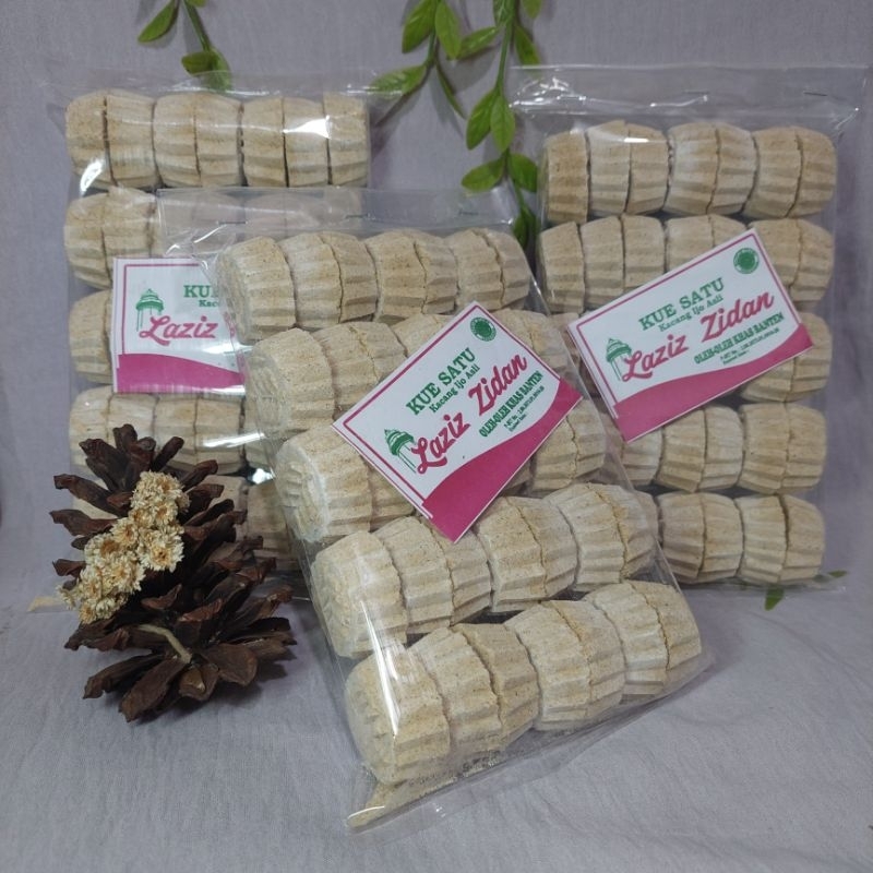 KUE SATU PACK 35pcs KACANG HIJAU ALMA.SNACK