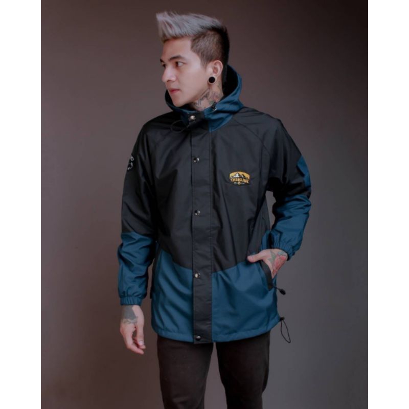 Jaket Outdoor Pria / wanita Trademark The Bojail  Original Product