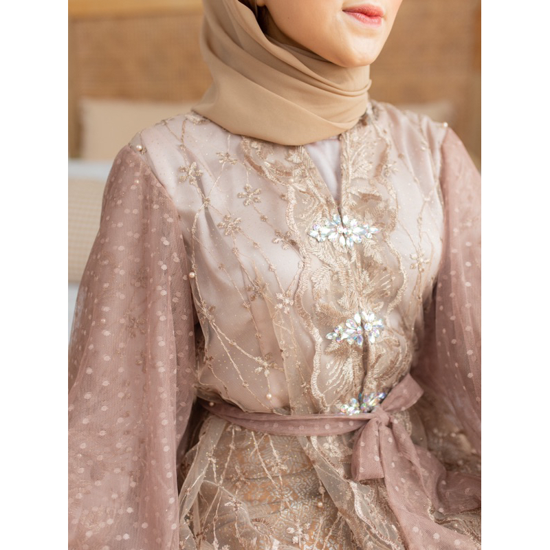 THAHARA kebaya (TOP ONLY)