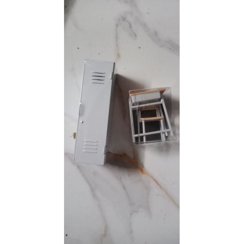 Wts Ready Stock Miniatur Daiso Japan Seria School Locker/ Mini Locker School Desk + Chair