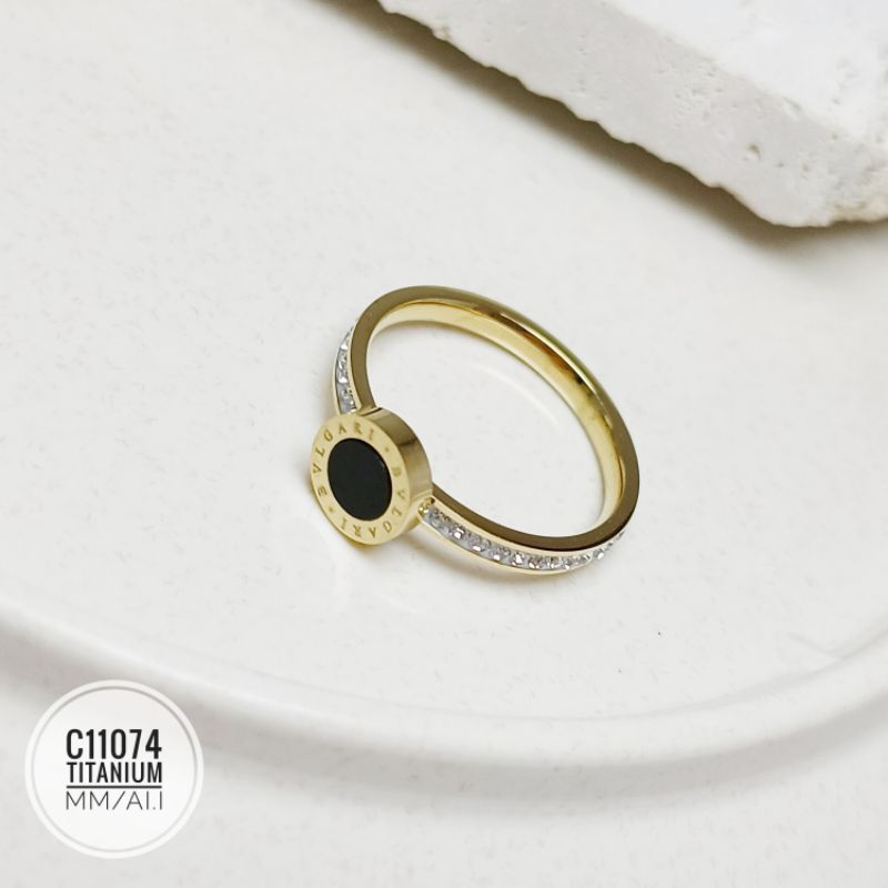 Cincin Titanium permata zircon gold C11074