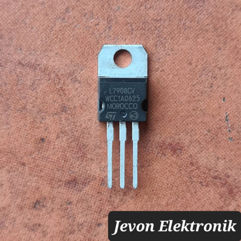 IC L7905 L7908 L7909 L7912 L7915 L7918 Transistor L7905CV L7908CV L7909CV L7912CV L7915CV L7918CV Voltage Regulator DIP L 7905 7908 7909 7912 7915 7918 CV KTPSJ CCDKJ MAR