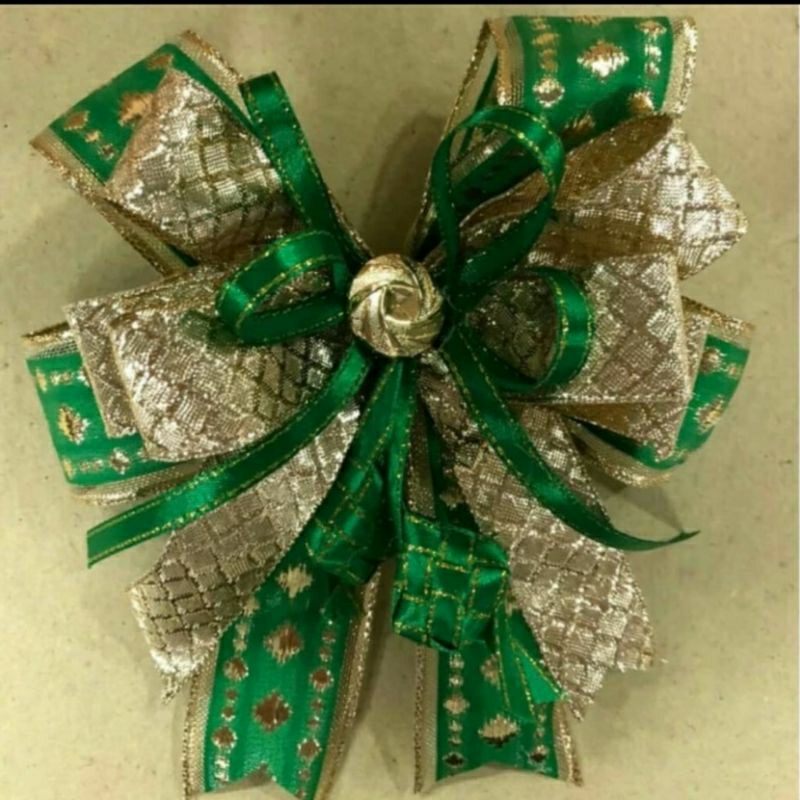 

Ketupat Pita Hias Lebaran / Dekorasi Lebaran / Pita Lebaran / Hiasan Idul Fitri / Pita Idul Fitri - PO17