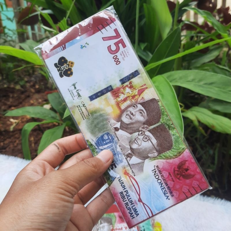 

Amplop Lebaran Motif Uang Ukuran Jumbo