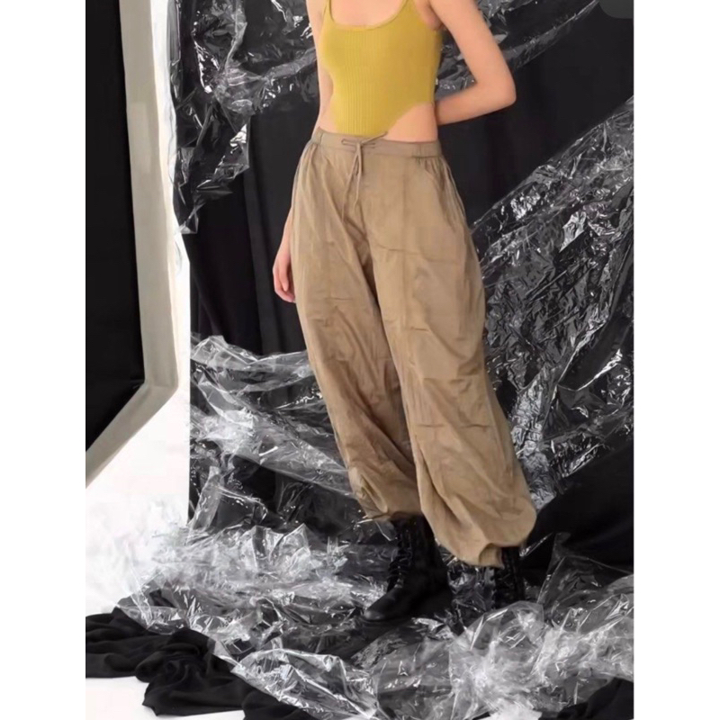 parachute pants motel rocks look alike