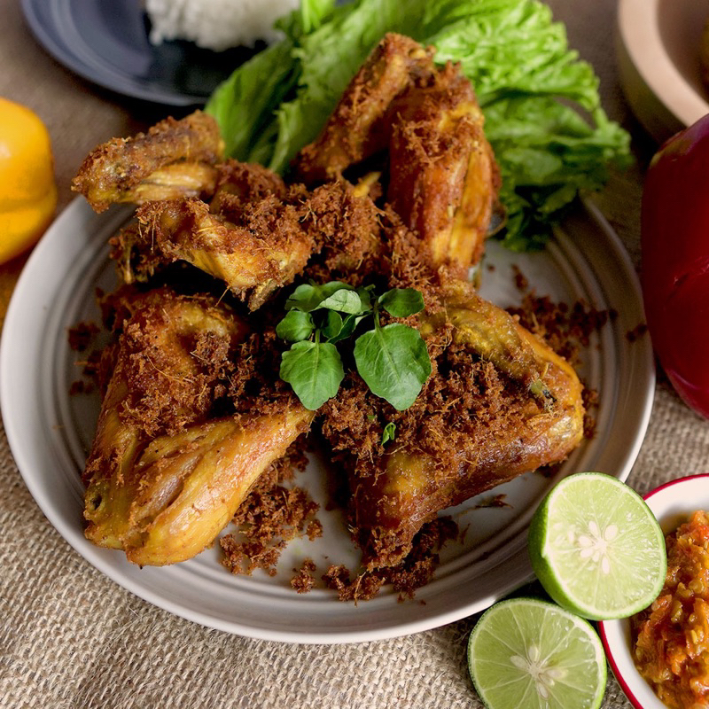 

Ayam Ungkep Campur