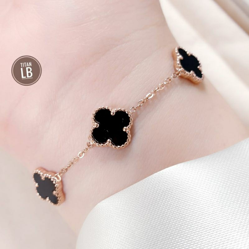 Gelang Tangan Rantai Titanium Clover Fashion N05042303