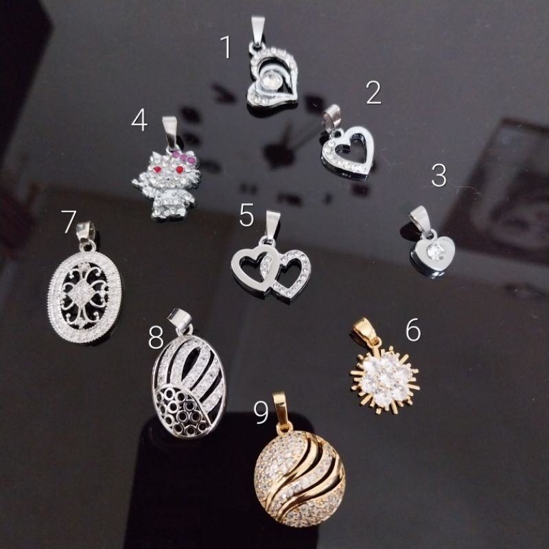 Liontin Kalung Warna Silver Perhiasan Wanita