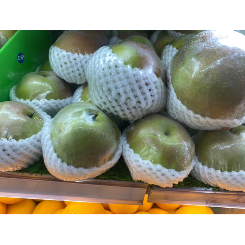 

Pear jade import / pear jade hijau 1 kg/ pear banyak air