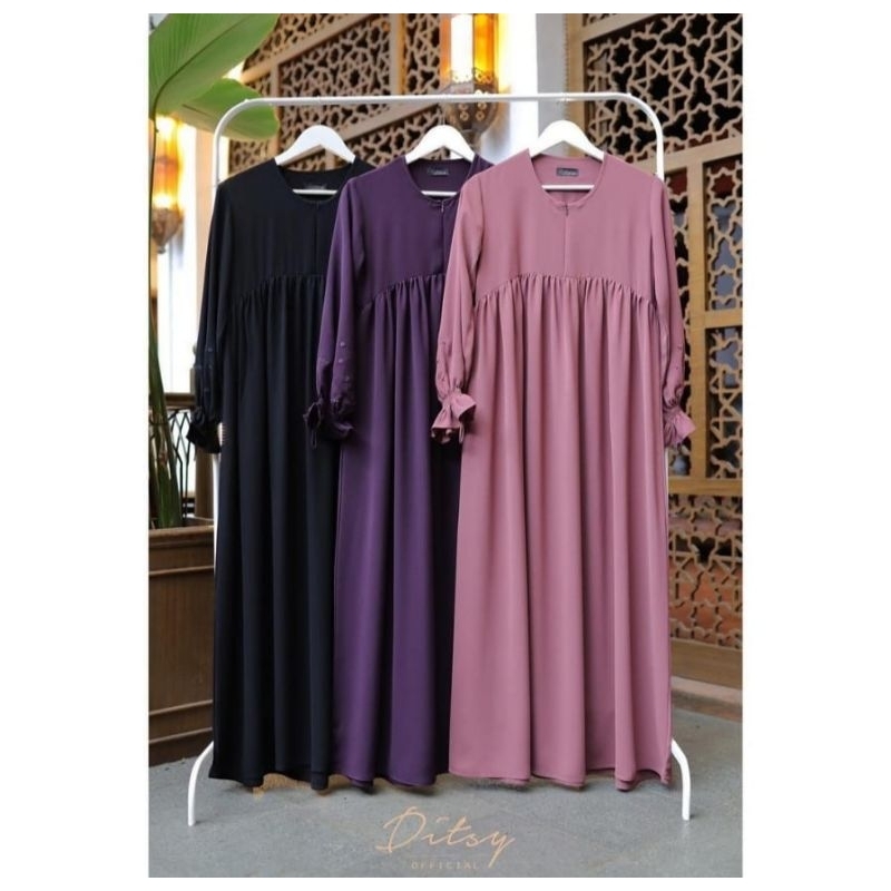 DITSY APRIL 2023 • DITSY MOSLEM APRIL 2023 • LYSSIA SERIES • LYSSIA MAZEN RAISIN XL • LYSSIA MAZEN D