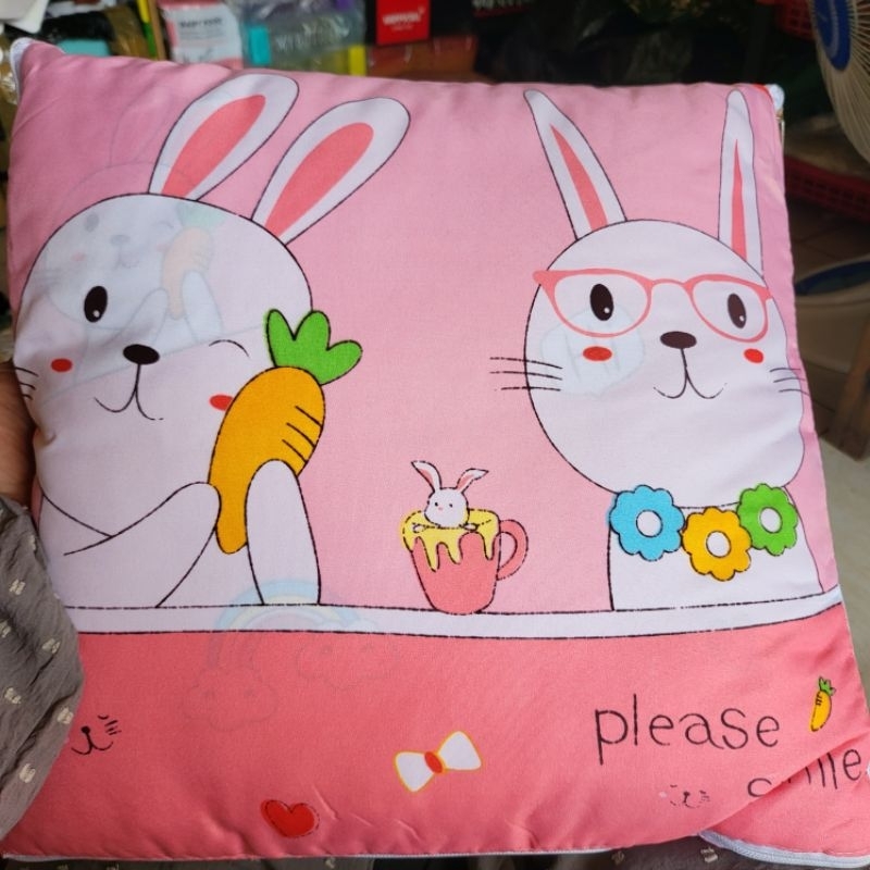 bantal selimut