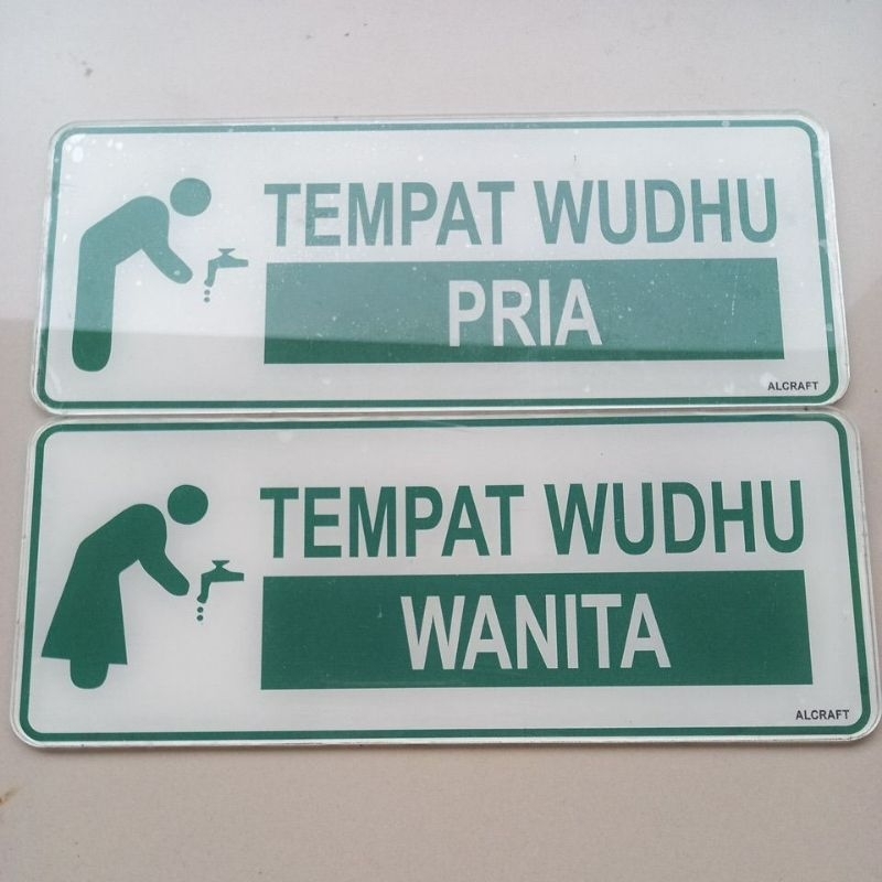 

sign board akrilik wudhu pria ataupun wanita