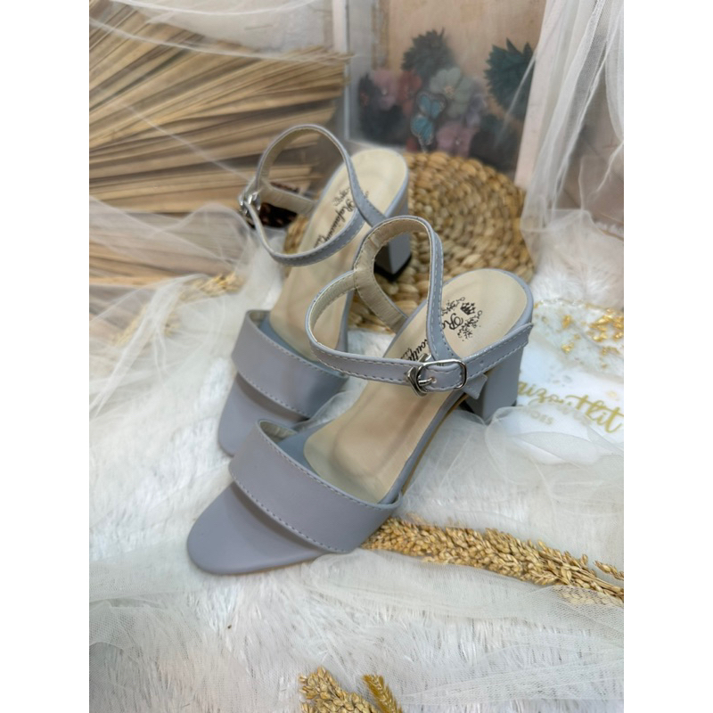 sandal wanita aurosa abu tali 7cm chunky