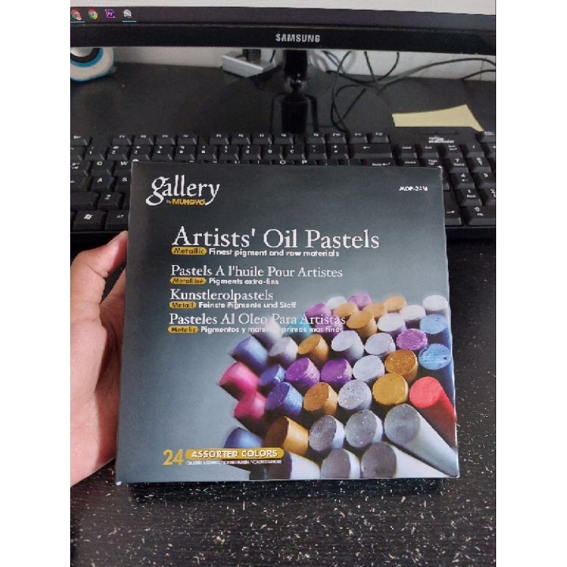 

Mungyo - Artist Soft Oil Pastel / Krayon Soft/ Crayon Minyak 24 Warna Metalic