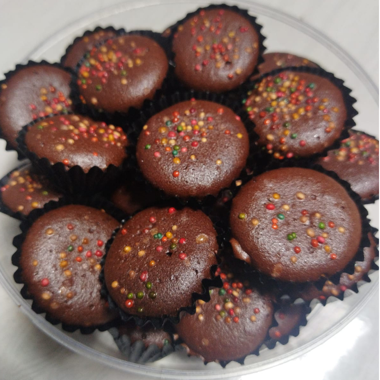 

KUE KERING LEBARAN BROWNIS COKLAT KERING MURAH MERIAH TAHAN LAMA PREMIUM
