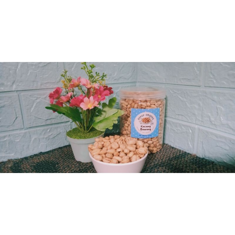 

Kacang Bawang Kemasan Premium