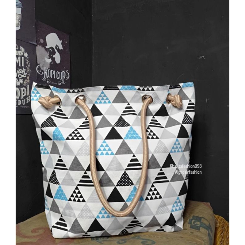 TOTEBAG WANITA/TOTEBAG KULIAH KERJA MAIN/TOTEBAG CANVAS/TOTEBAG MOTIF SOURVERNIR MURAH/TASWANITA