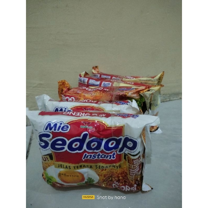 

sedap goreng isi 5