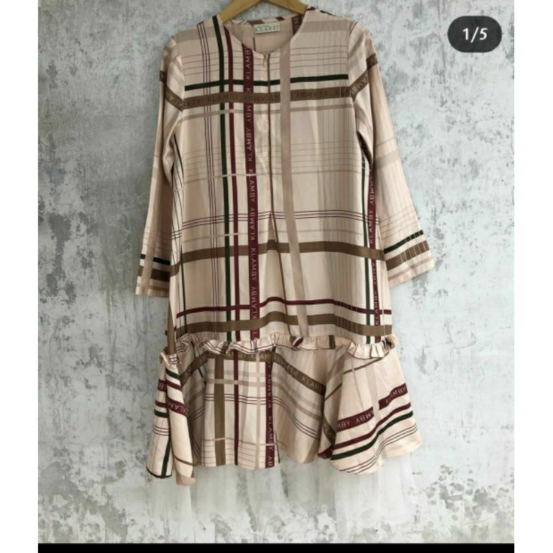 PL Tunik Wearing Klamby