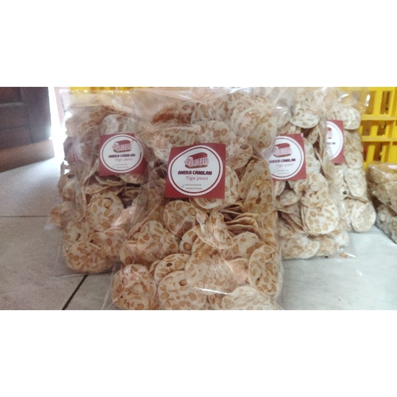 

kripik tempe keripik renyah makanan ringan cemilan