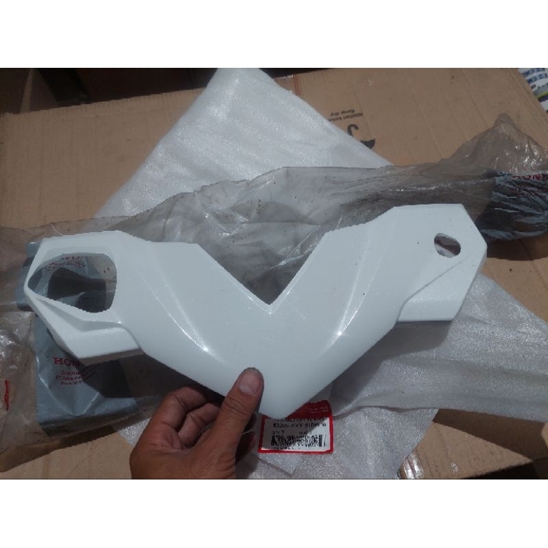 batok depan honda beat karbu putih original