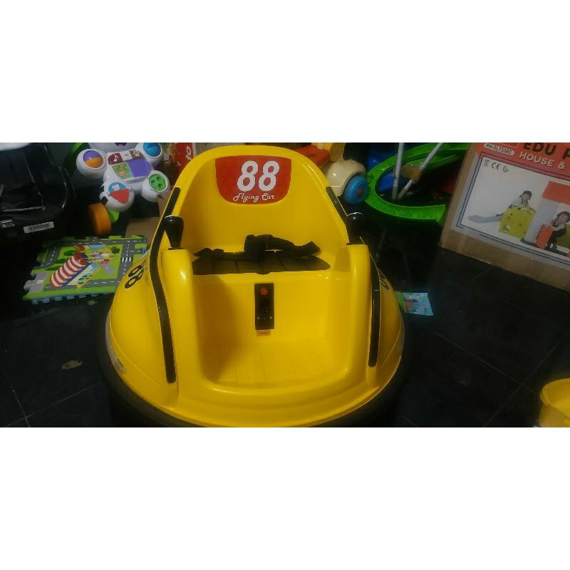 Preloved Bumper Car mainan aki
