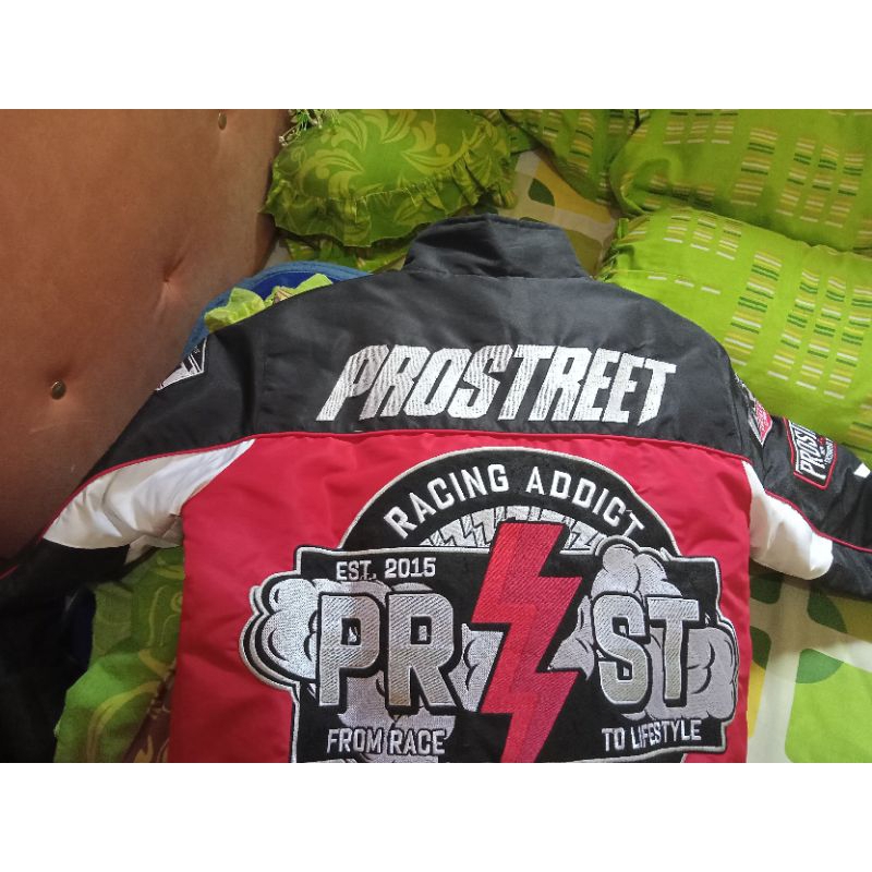 Thunderbolt Red Prostreet original