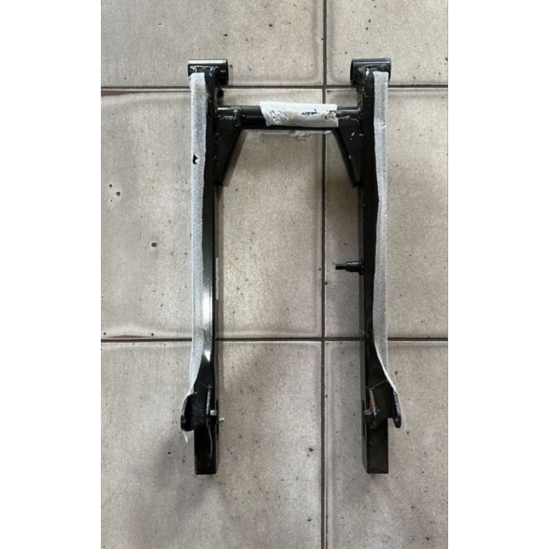 [ECERAN PER PCS] Fork Belakang Sasis (F.one, Rx.king, smash)