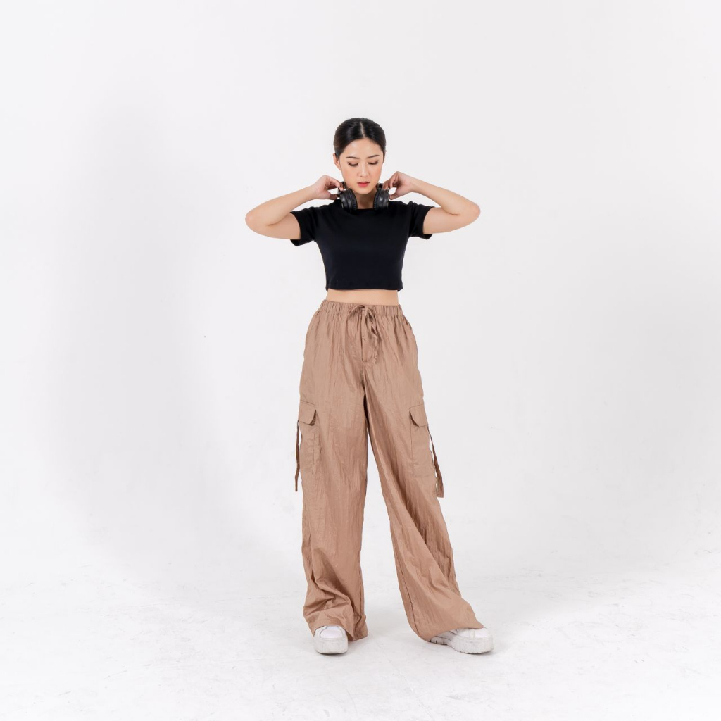 AIJO - Grizelle Cargo Pants - Kulot Panjang Parasut Wanita Korean Look