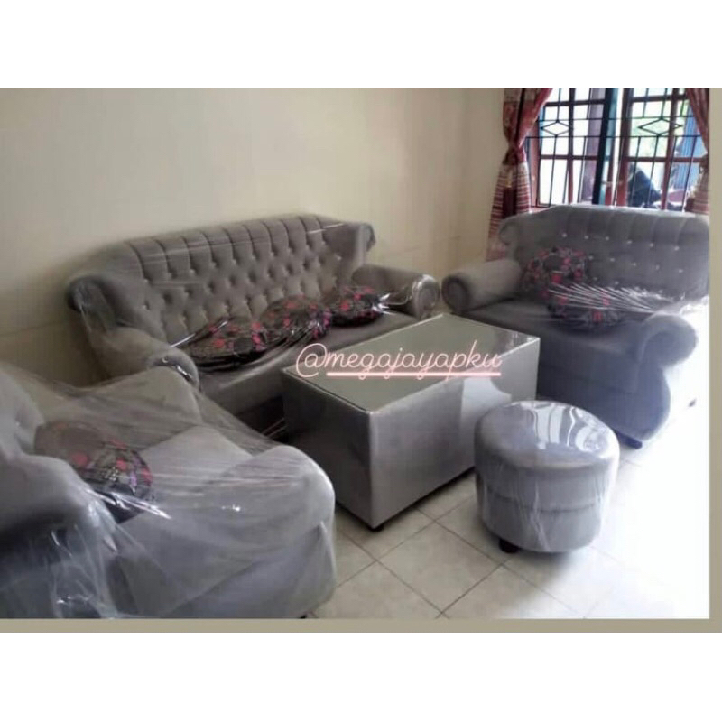 sofa jaguar bludru