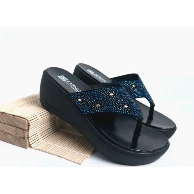 SANDAL WEDGES WANITA/SANDAL JEPIT WANITA/SANDAL JEPIT TERLARIS