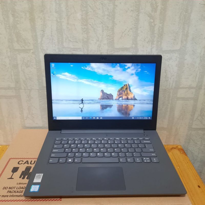 Laptop Lenovo V130-14|KB Cor i3-6006U Ram 4Gb/HDD 1TB / SSD 256Gb Slim design Windows 10 intel HD Graphic 520