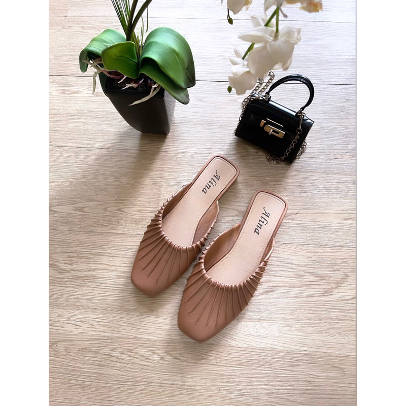 GJAZ SANDAL MULES HAVANA JELLY PCU IMPORT