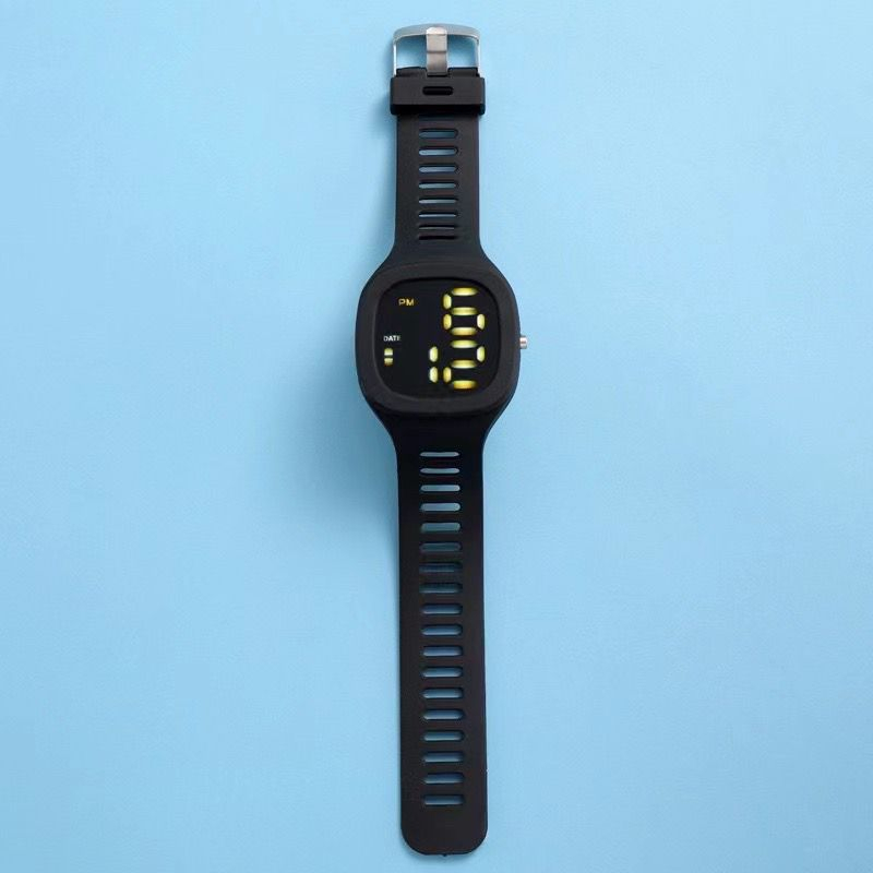 Jam Tangan Digital LED Wanita Pria Wanita Tahan Air / Jam Tangan Warna Warni