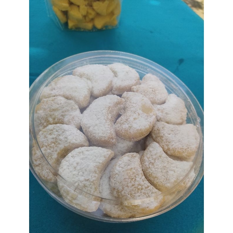 

kue puteri salju