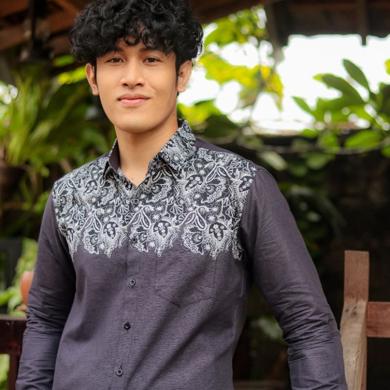 BatikBule Kemeja Batik Koko Slimfit Panjang Motif Casual Warna Abu LBL 2043