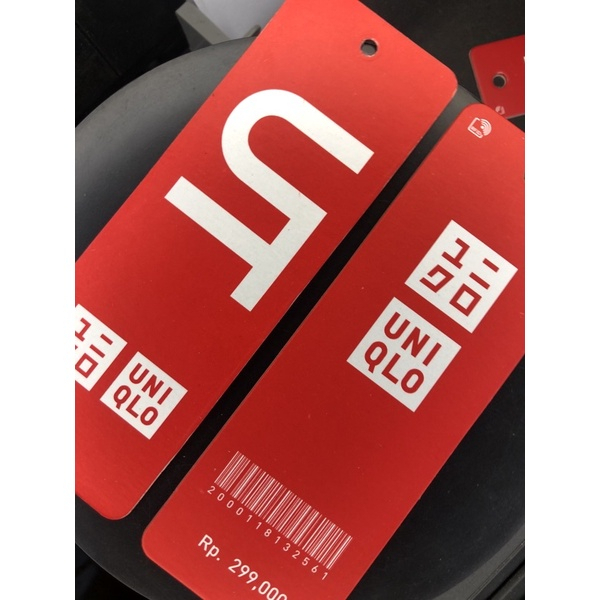 Hangtag label uniqlo merah label tag uniqlo merah name tag uniqlo merah price tag uniqlo merah - 600