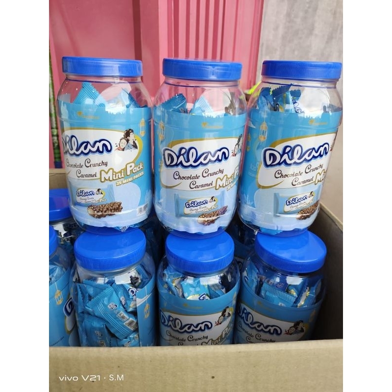COKLAT CRUNCHY DILAN