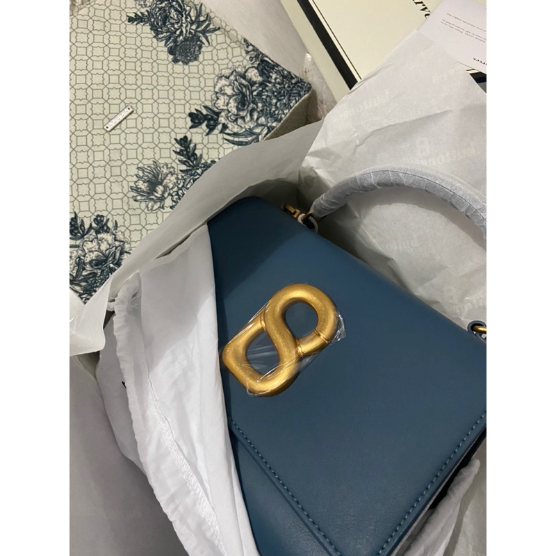 preloved tas buttonscarves