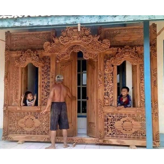 pintu gebyok ukir rumah adat bali model still