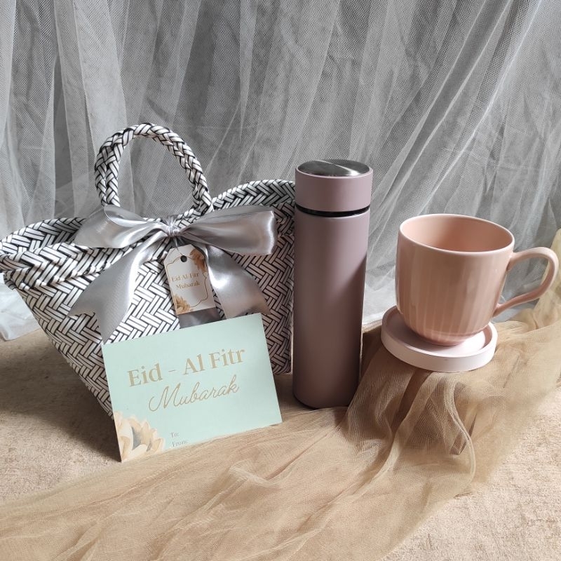 

hampers lebaran, parsel lebaran, kado lebaran, eidhampers,giftbox ramadhan, hampers, kado cantik, idulfitrihampers, kado gelas, hadiah idul fitri, parcel ramadhan,