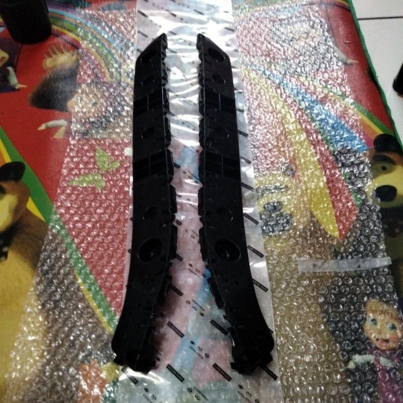 breket bumper belakang mobil Datsun go baris 3 original hrg satuan atau per pcs