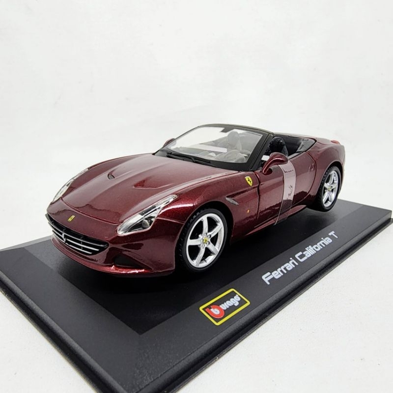 Burago Ferrari California T skala 1:32