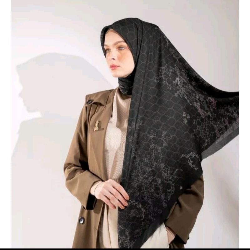 BRUSSEL SCARF JET BLACK by Heylocal Local.id