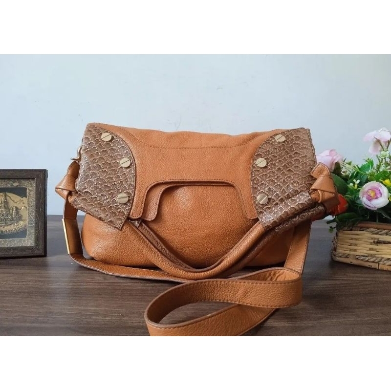 sling bag kulit asli preloved
