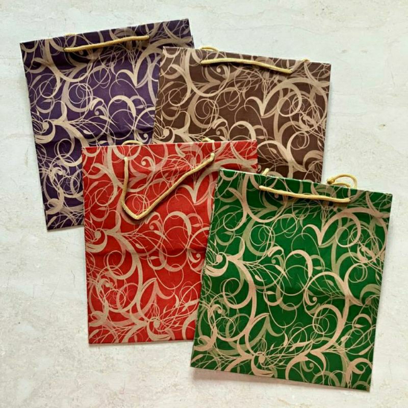 

Paperbag Batik Kue Samson Doff / Paperbag Batik Kue (KT 03)