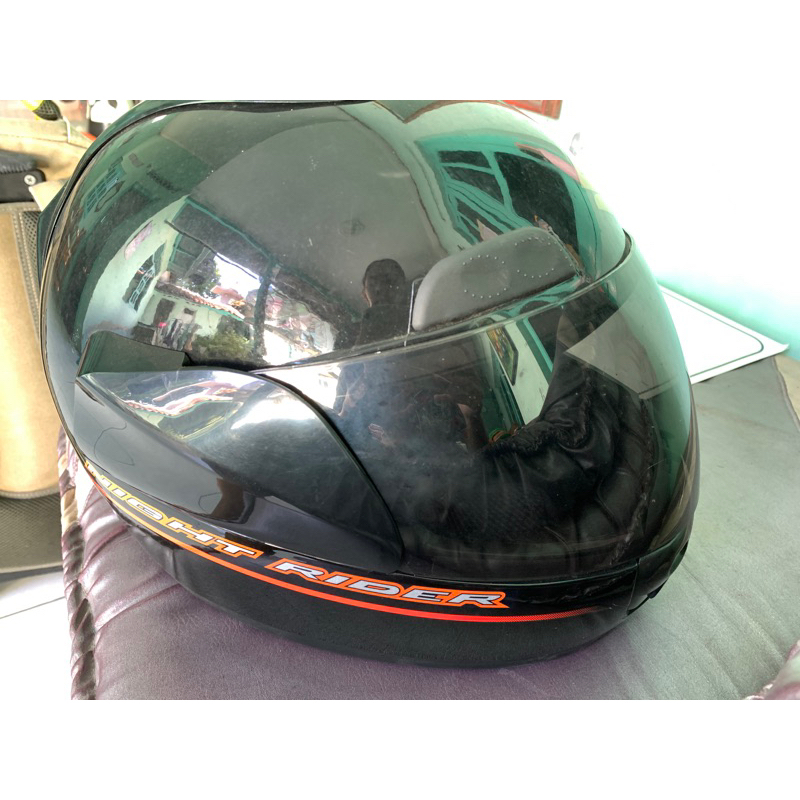 helm suzuki night rider masih baru