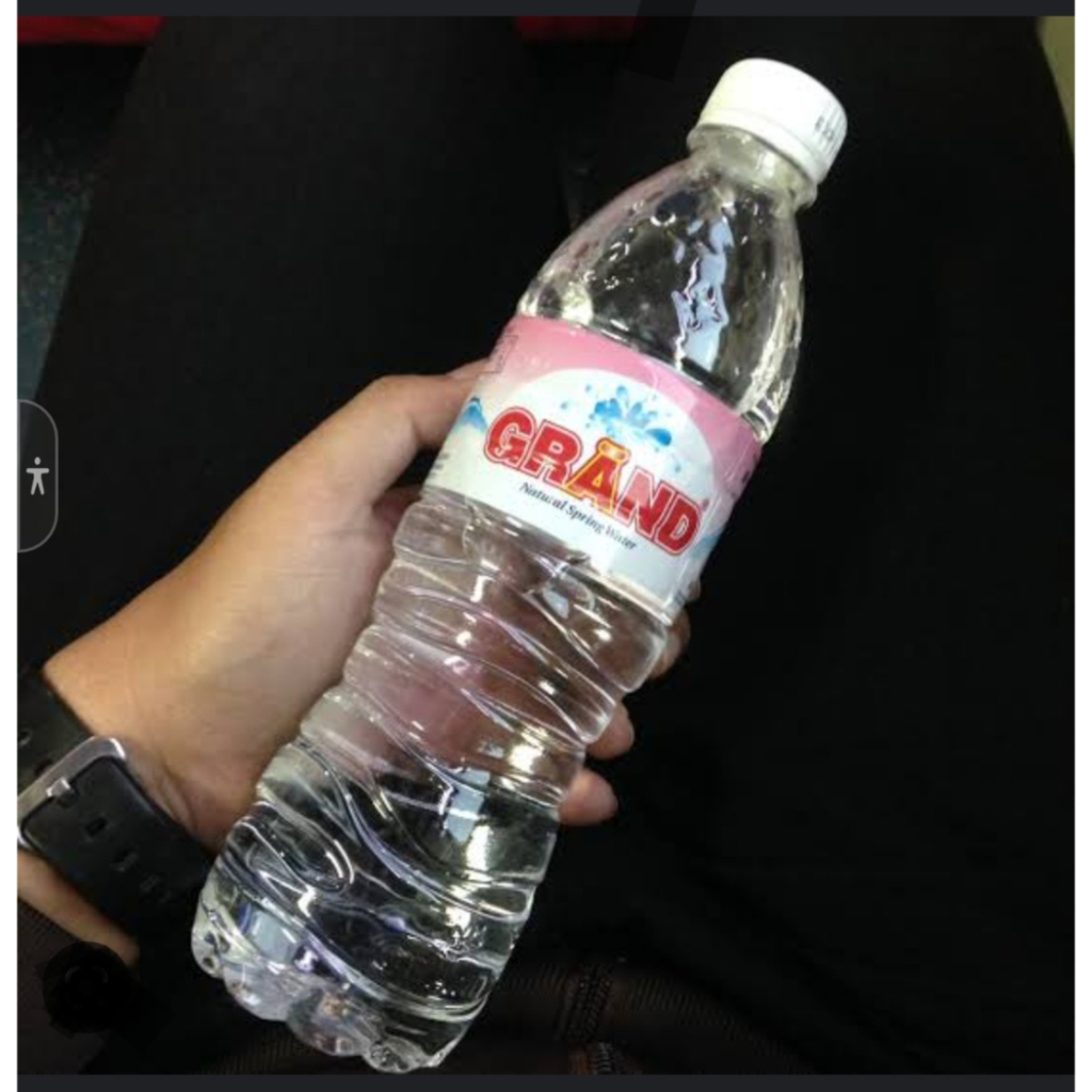 

AIR MINUM MINERAL GRAND BOTOL 600 ML