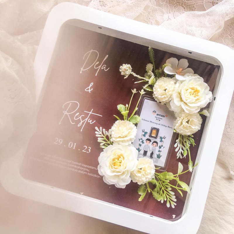 Kado wisuda / Kado nikah / kado ulang tahun / graduation gift / wedding gift / anniversary gift / birthday gift / hadiah wisuda / hadiah nikah / hadiah ulang tahun / mahar simple / mahar pernikahan / mahar transparan / mahar bunga / bingkai mahar nikah